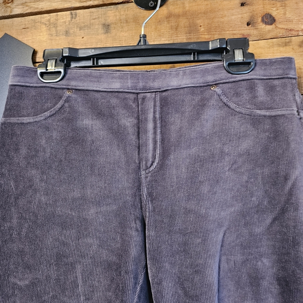 HUE Brand Women's Dark Gray Corduroy Pull On Jegging Pants size L - Picture 4 of 14